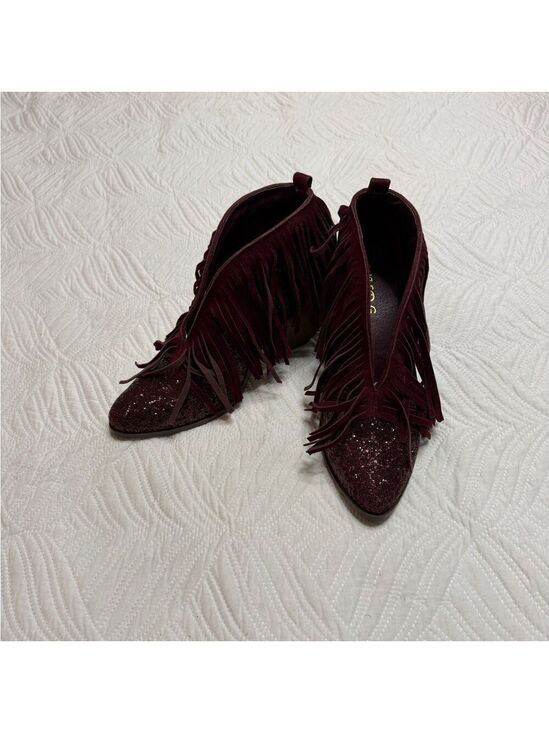 Wild G Shoes - Wild G Women’s Maroon Glitter Fringe Ankle Boots. Size 9